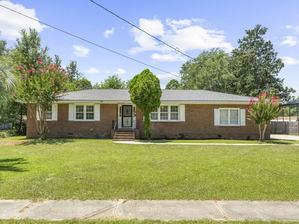 110 Farmhill Dr, Summerville, SC 29483
