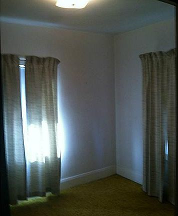 3rd image of 811 Woodsdale Ave