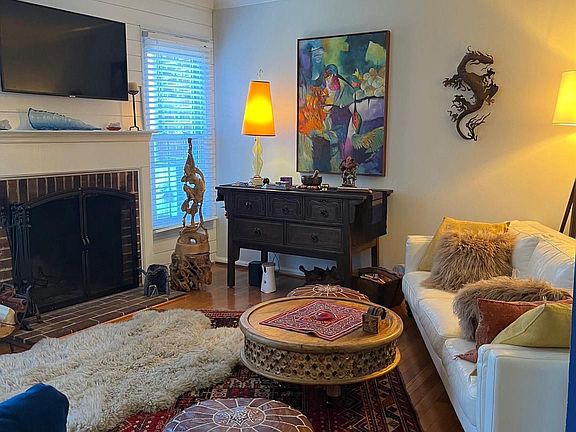 4th image of 2510 S Arlington Mill Dr #D-4
