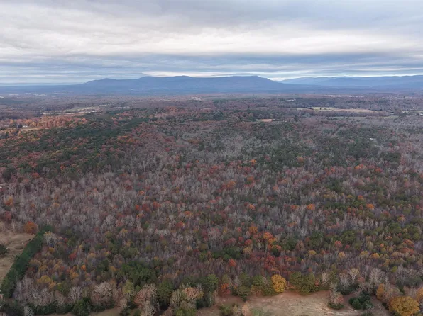 Hallelujah Ln, Mena, AR 71953