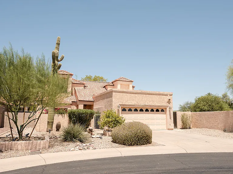 3980 E Graythorn St — Photo 38