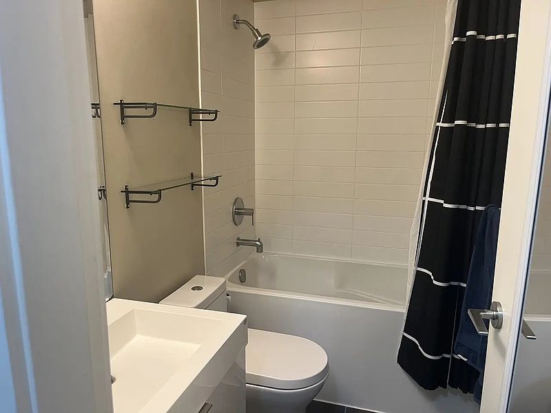 Vancouver Apartment for rent - 2 Bedrooms — photo 10
