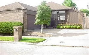 8018 Cobblefield Ln — Photo 20