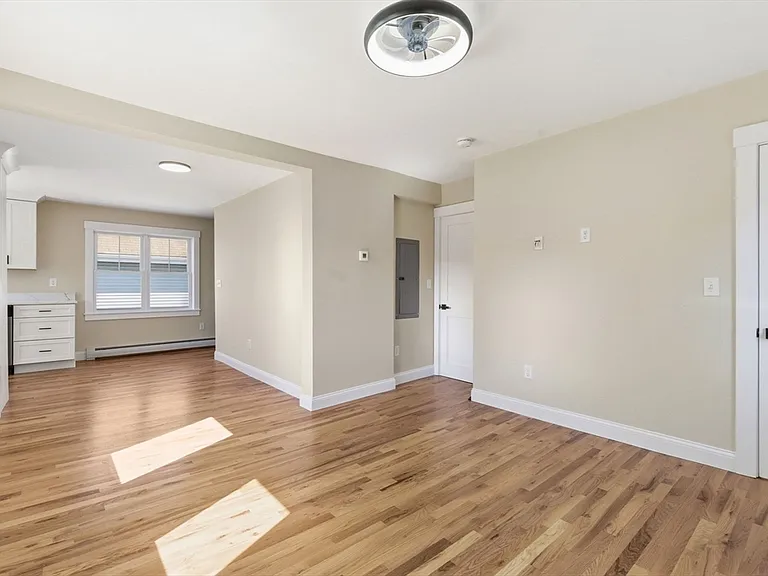 20 Beacon St #2 — Photo 13