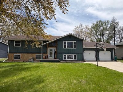 1305 14th Ave N, Wahpeton, ND, 58075