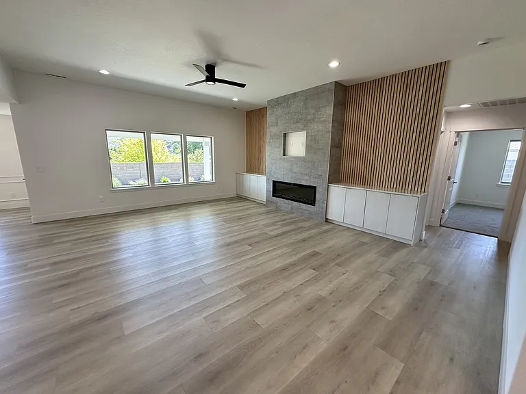 6419 W 32nd Ave — Photo 6