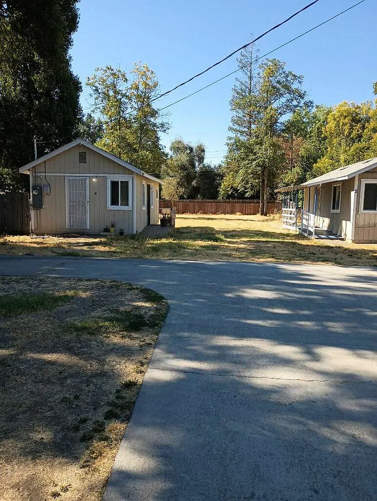 Studio, 400 sqft, $1,189 — Photo 1