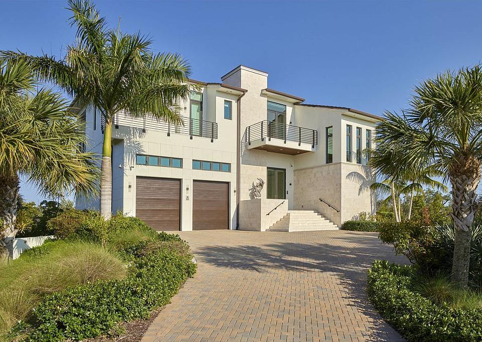 2nd image of 888 Whiskey Creek Dr