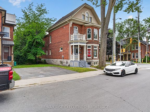 2nd image of 229 Alfred St