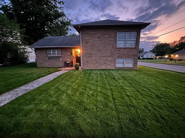 107 Mill St, Benton, IL 62812