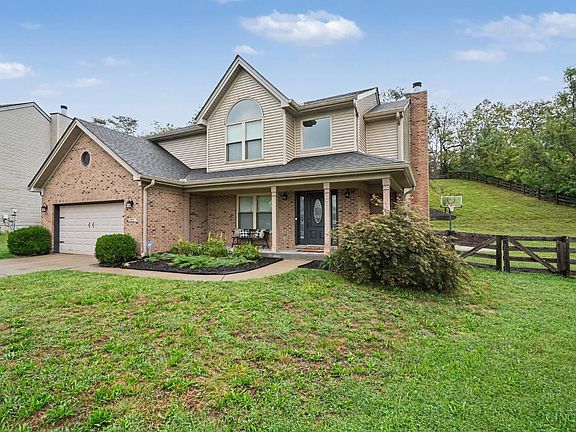 2nd image of 125 Fawn Dr