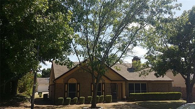 1st image of 812 Priscilla Ln