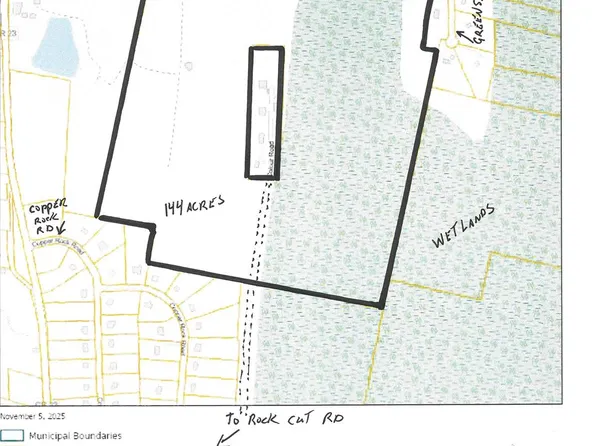 62 E Rock Cut Road, Walden, NY 12586