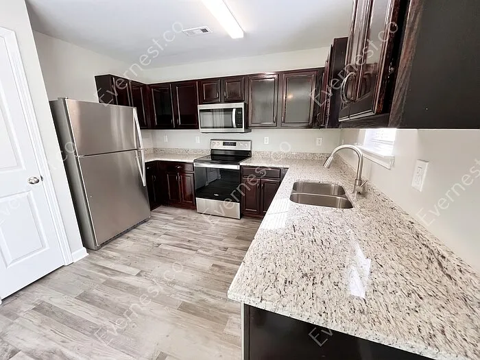 5121 Magnasco Ln — Photo 6