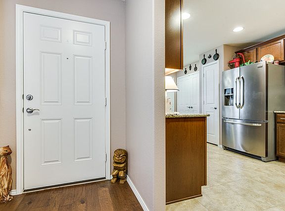5th image of 339 Montague Ln