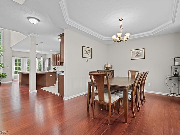 4th image of 1671 Sapphire Dr