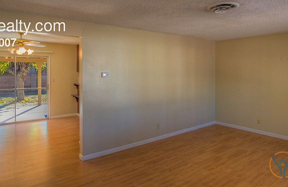 2nd image of 1001 Marion Ave