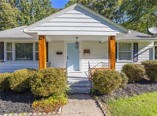 107 Crescent Rd, Winston Salem, NC 27105