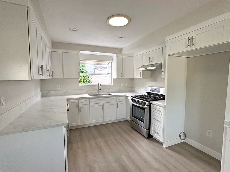 10377 Morning Glory Ave — Photo 18