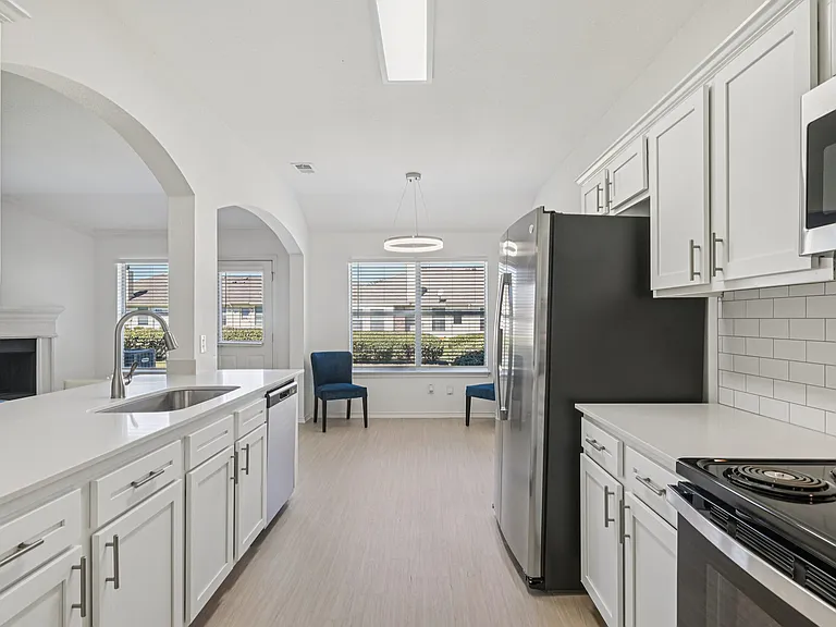 Nandina Way Townhomes — Photo 1