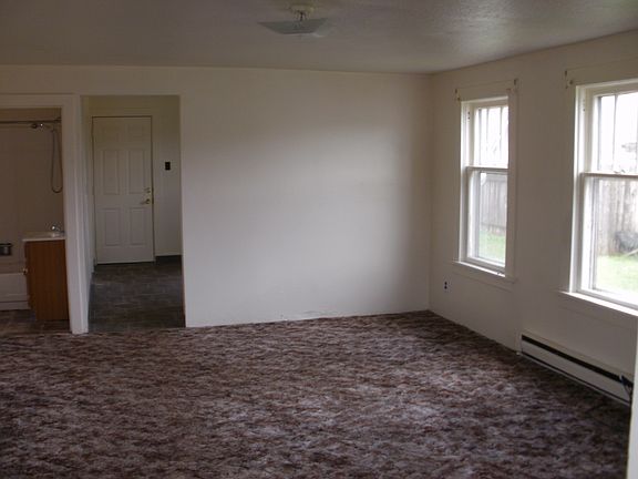 4th image of 1209 N 1st Ave