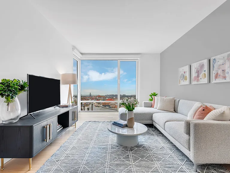 133 Beach 116 St #3L — Photo 2
