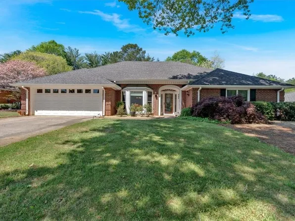 230 Stepping Stone Dr, Alpharetta, GA 30004