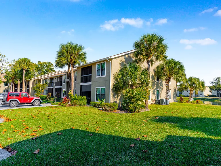 4021 Crockers Lake Blvd #24 — Photo 30