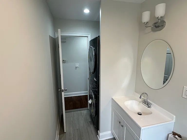 243 Lakewood Dr #1 — Photo 9