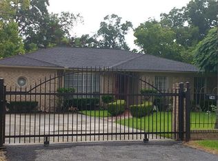 740 Post St, Houston, TX 77022