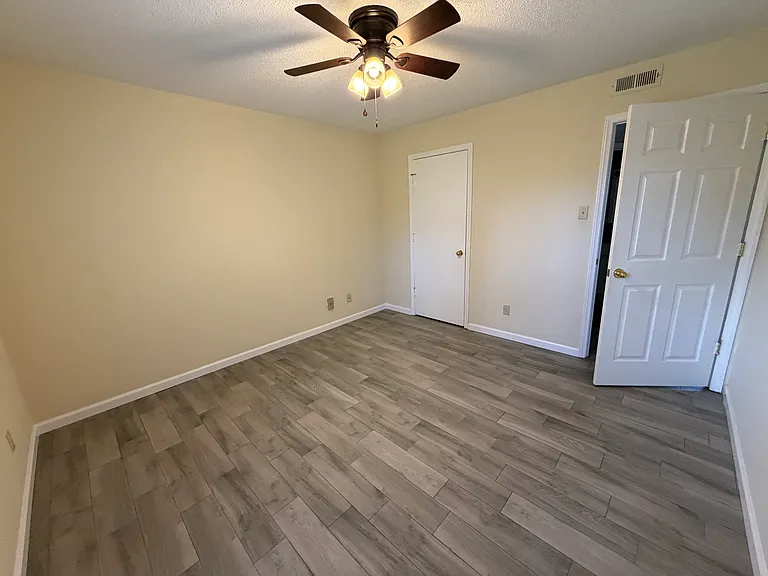 120 Stone Tree Dr #120 — Photo 6