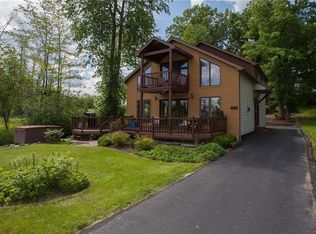 2124 E River Rd, Grand Island, NY 14072