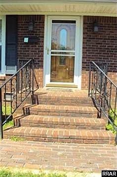 4th image of 1020 Summer St