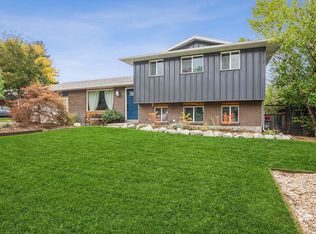 8372 S Colene Dr, Sandy, UT 84094