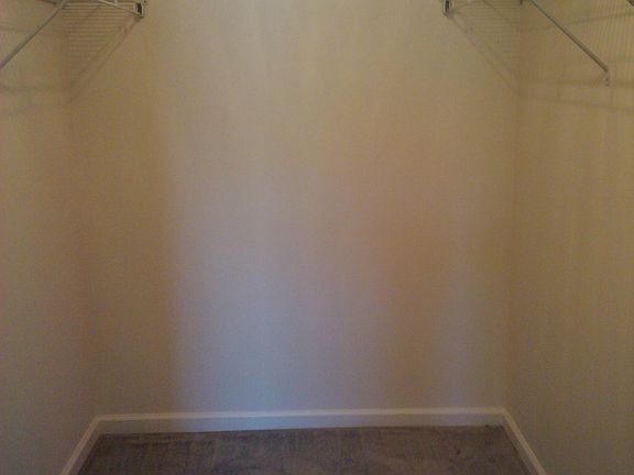 3rd image of 403 Allen Dr