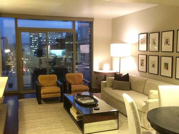 4th image of 38 N Almaden Blvd Unit 1518
