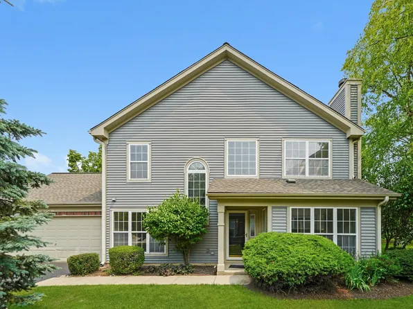 881 Dandridge Ct, Elgin, IL 60120