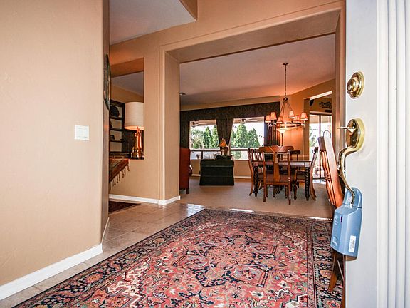 3rd image of 201 W Milbrae Springs Dr