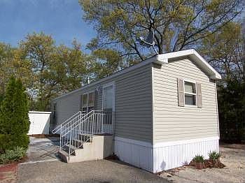 1st image of 233 Floral Way