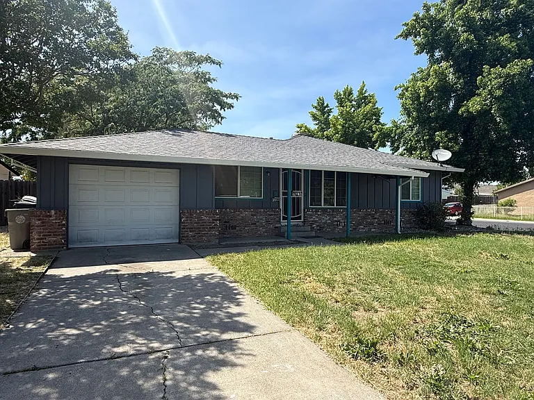 7400 Loma Verde Way — Photo 10