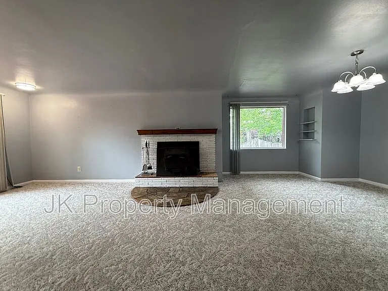 3518 3rd Ave N — Photo 11
