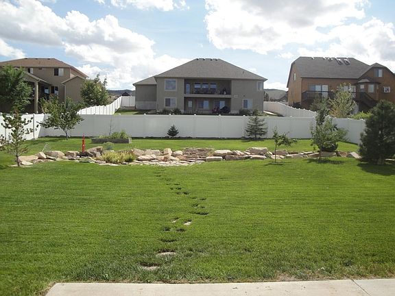 3rd image of 5159 W Ashland Rose Dr