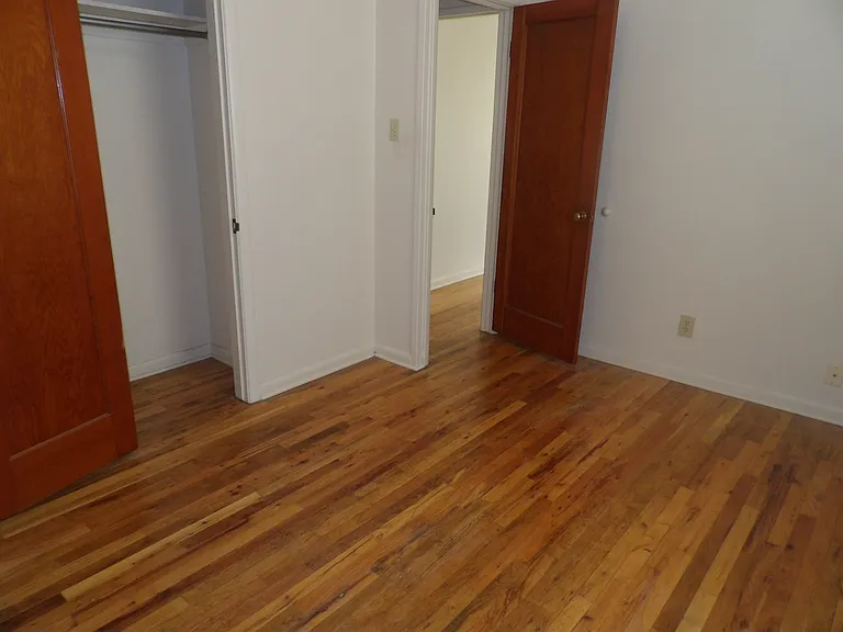 1501 N Cedar St — Photo 16