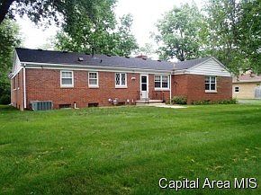2nd image of 412 E Lincoln St