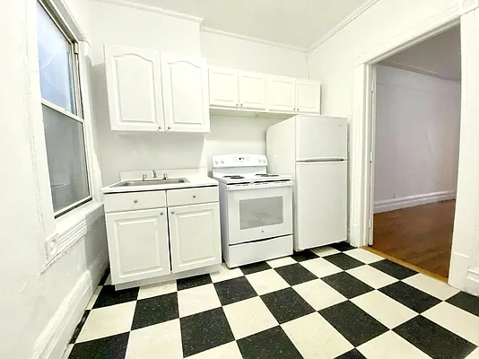 Rented by Manhattan Spaces | media 22