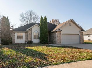 530 E Hardy St, Republic, MO 65738