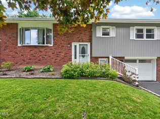 11 Ormond St, Albany, NY 12203
