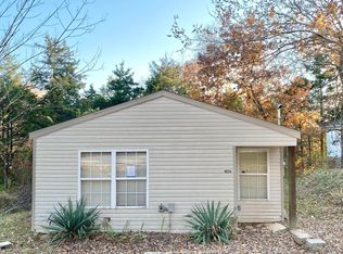 4034 White Oak Rd, Merriam Woods Village, MO 65740