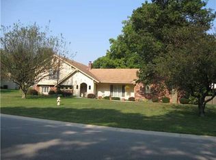 2015 N Harbour Dr, Noblesville, IN 46062