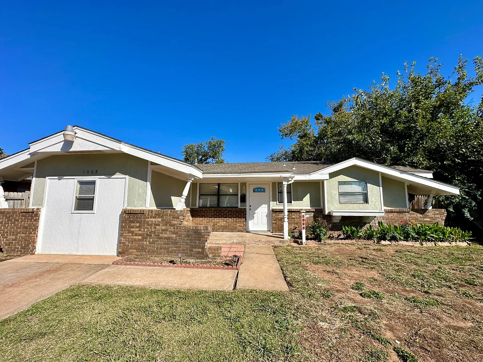 1008 N Nail Pkwy — Photo 1